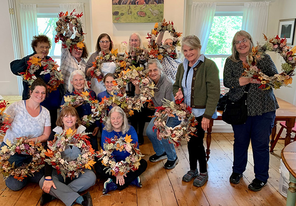 Wreath-making fundraiser