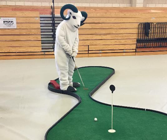 Marshfield Ram at Putting for Patients